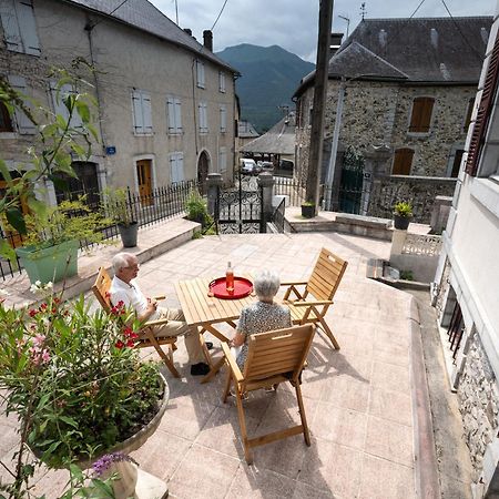 Chambres D'Hotes Gainaa Arudy Exterior photo